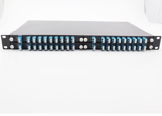UPG 항구 1470년을 가진 1가지의 유형에 대하여 선반 산 CWDM Mux Demux 4 - 1610nm 파장 협력 업체